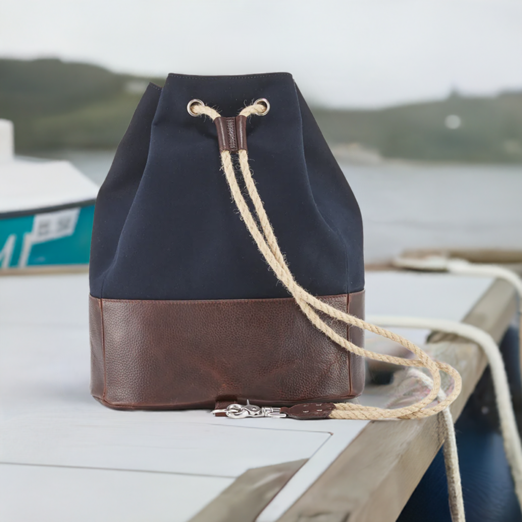 WANDERLUST Canvas Duffle Bag Classic Navy