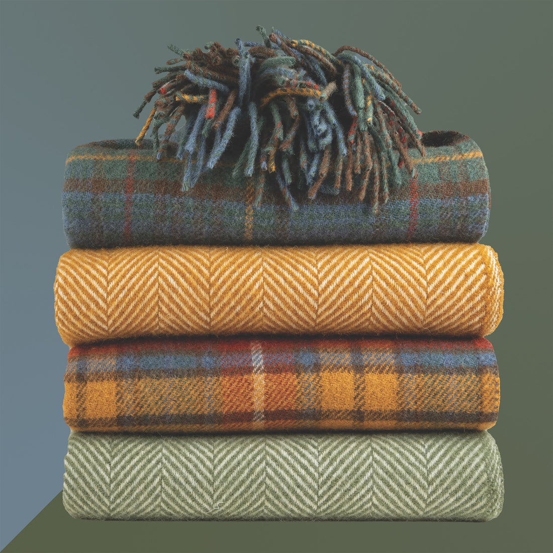 US Weekly Selects Prince of Scots Highland Tweeds as a Fabulous Fall Find