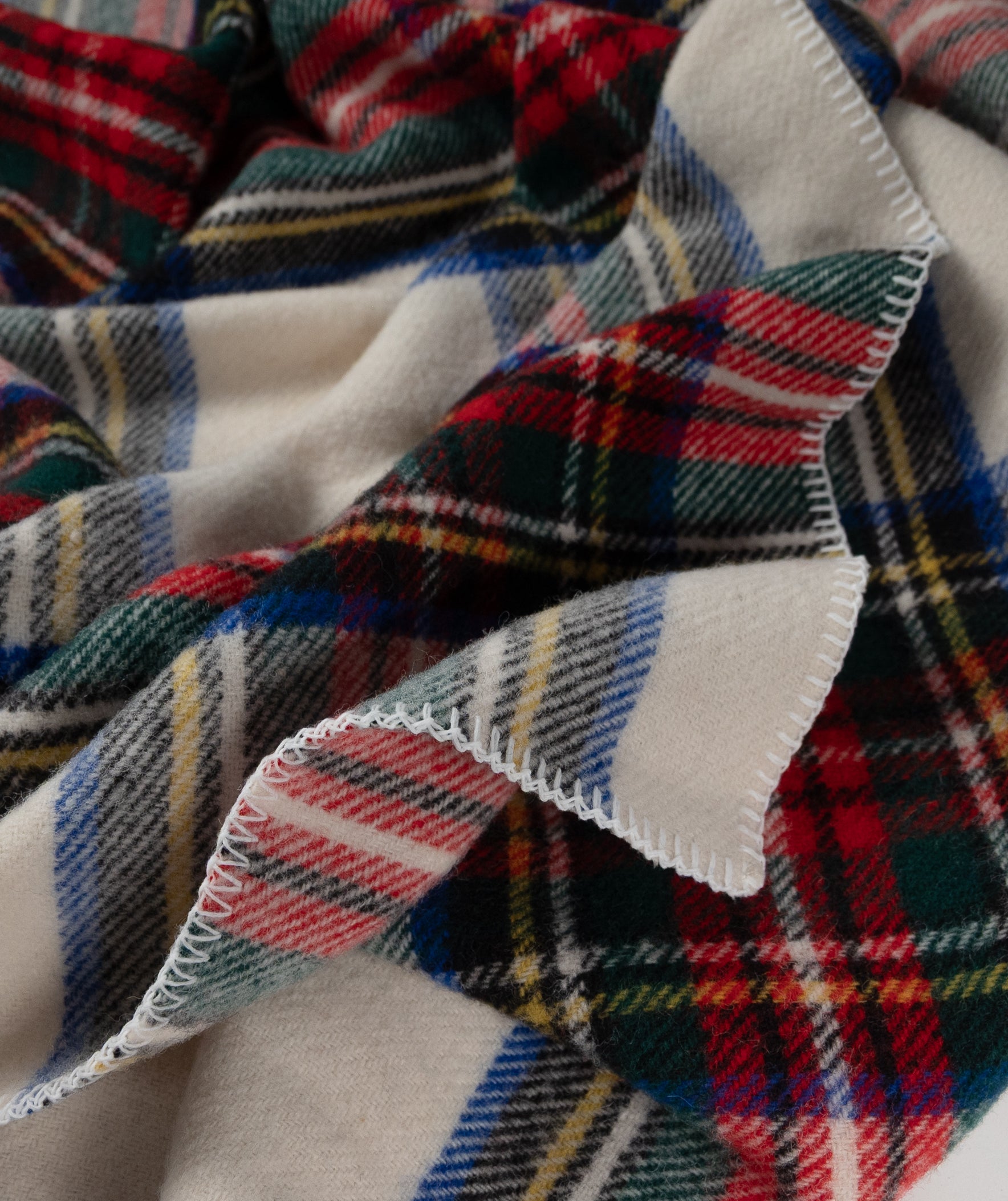 Highland Tweeds BIG Throw ~ Dress Stewart ~-Throws and Blankets-[bar code]-Prince of Scots