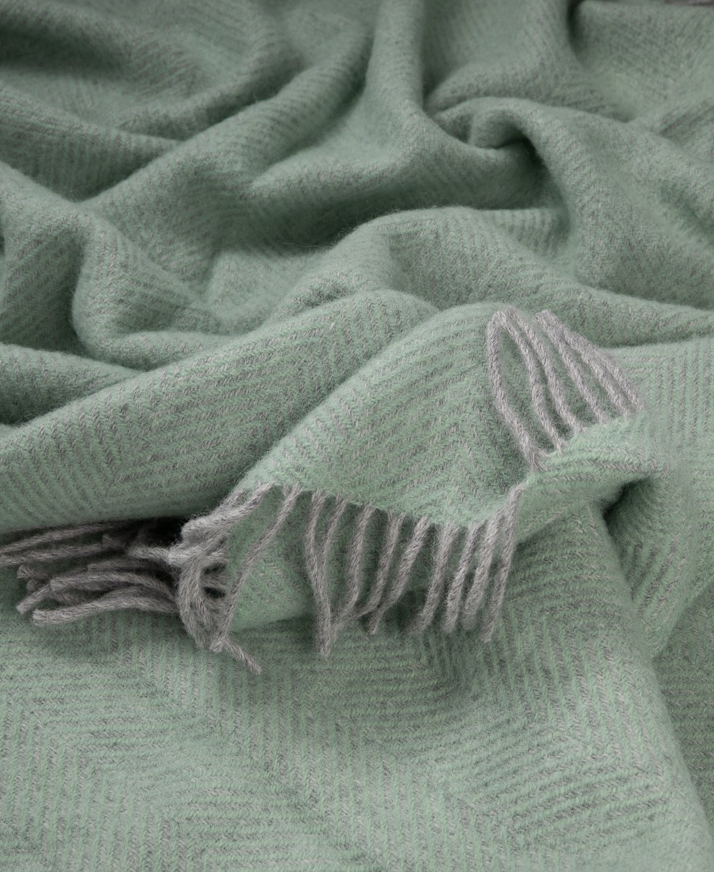 Highland Tweeds Herringbone Pure New Wool Throw ~ Basil ~-Throws and Blankets-[bar code]-Prince of Scots