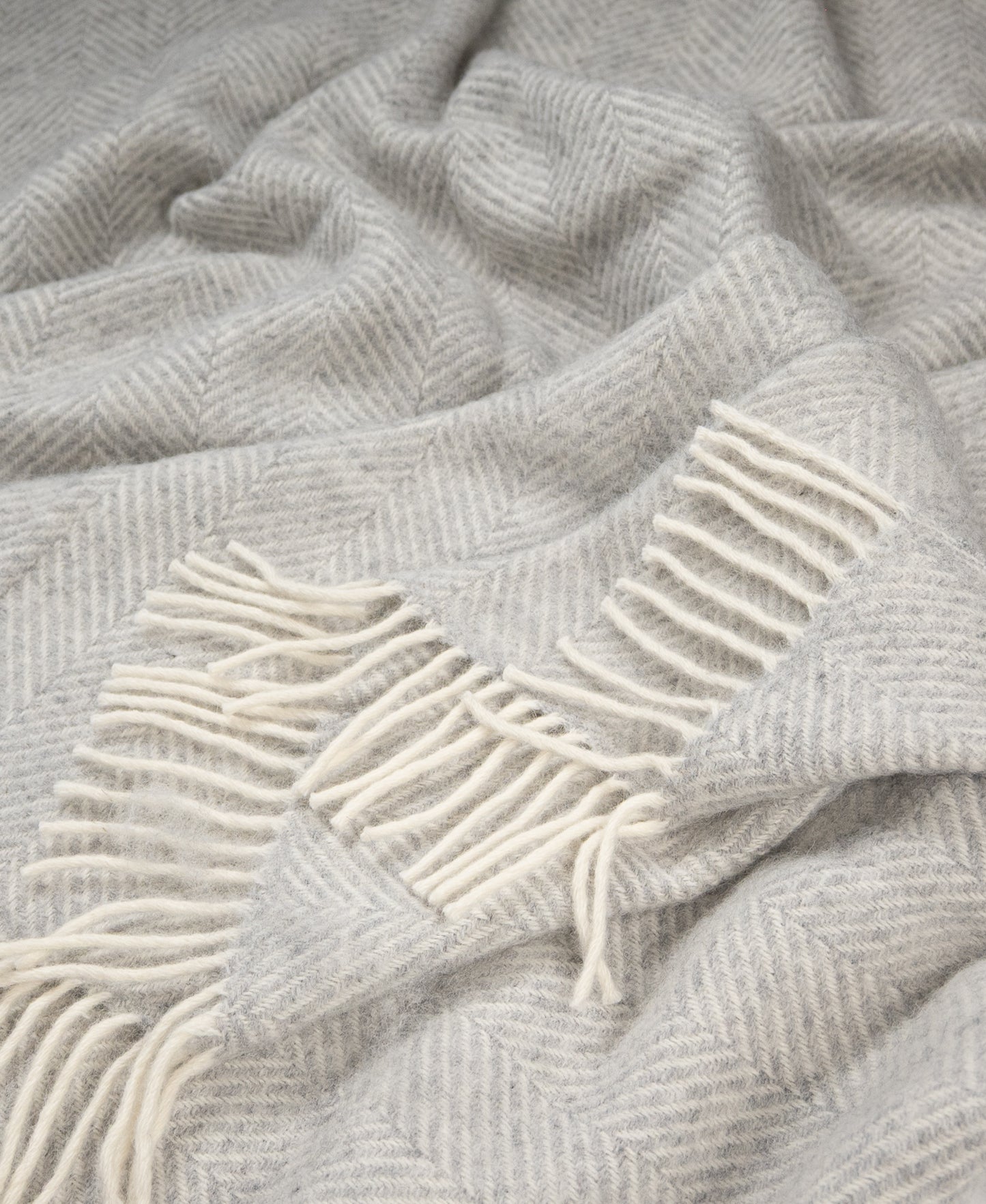 Highland Tweeds Herringbone Pure New Wool Throw ~ Silver ~-Throws and Blankets-[bar code]-Prince of Scots
