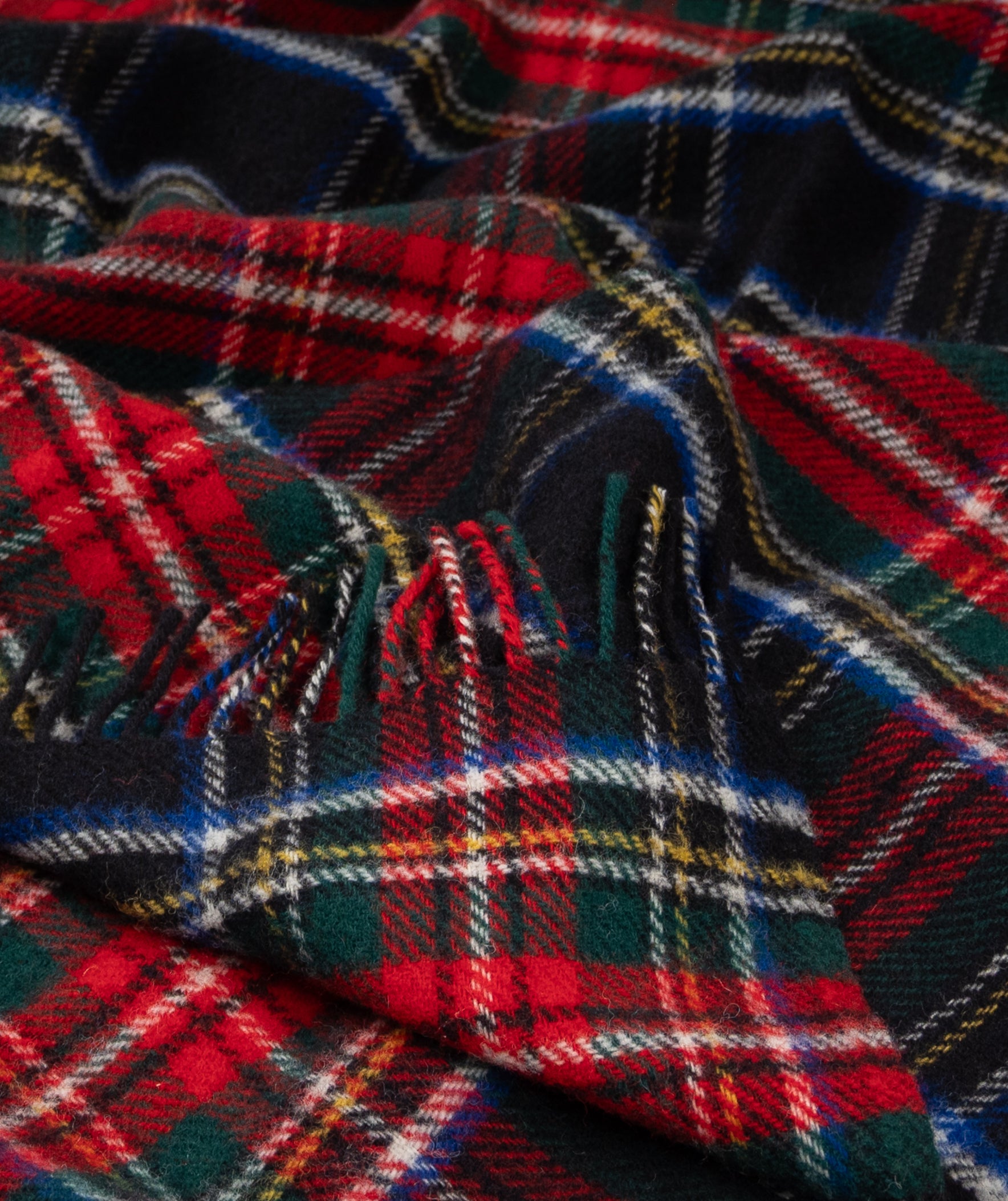 Highland Tweeds Pure New Wool Fluffy Throw ~ Black Stewart ~-Throws and Blankets-[bar code]-Prince of Scots