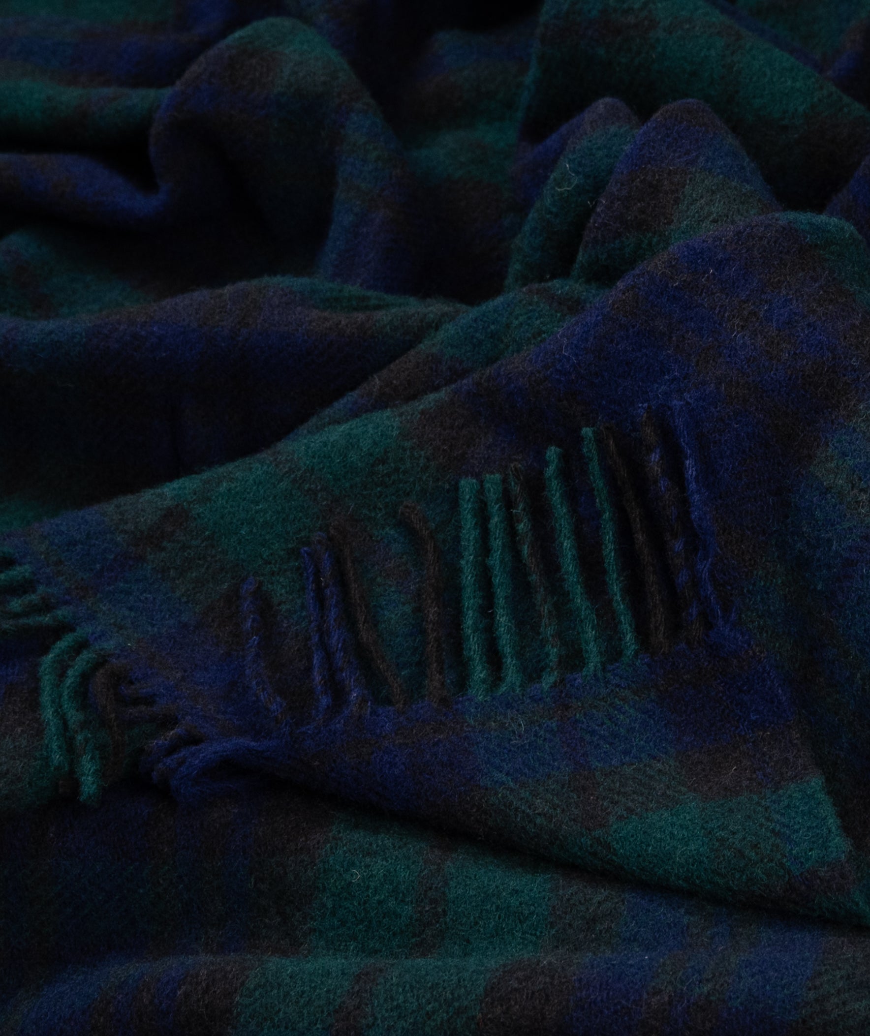 Highland Tweeds Pure New Wool Fluffy Throw ~ Black Watch ~-Throws and Blankets-[bar code]-Prince of Scots