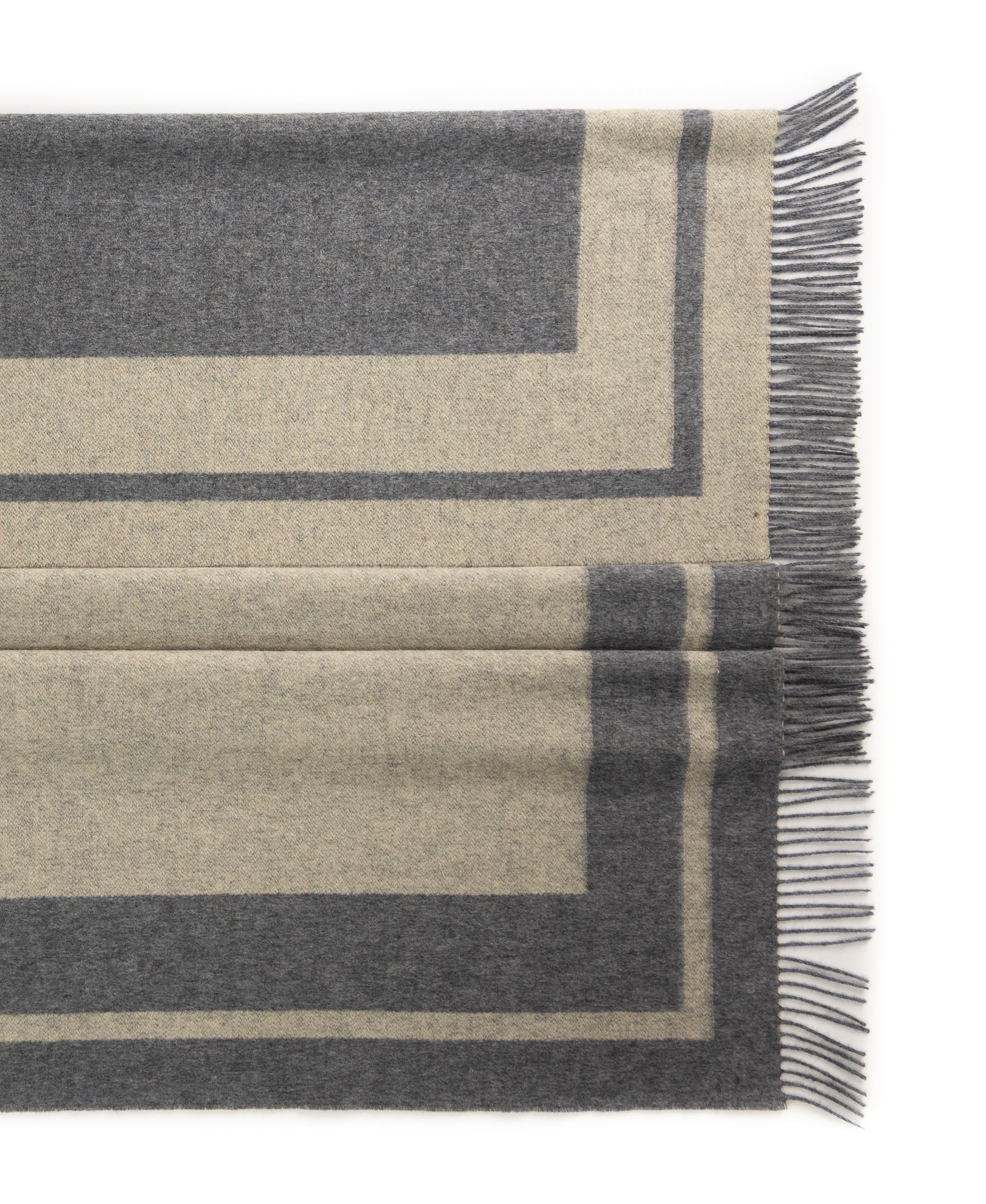 Southampton Home Double-Faced Border Throw 60" X 74" Magnolia-Blankets-[bar code]-Prince of Scots