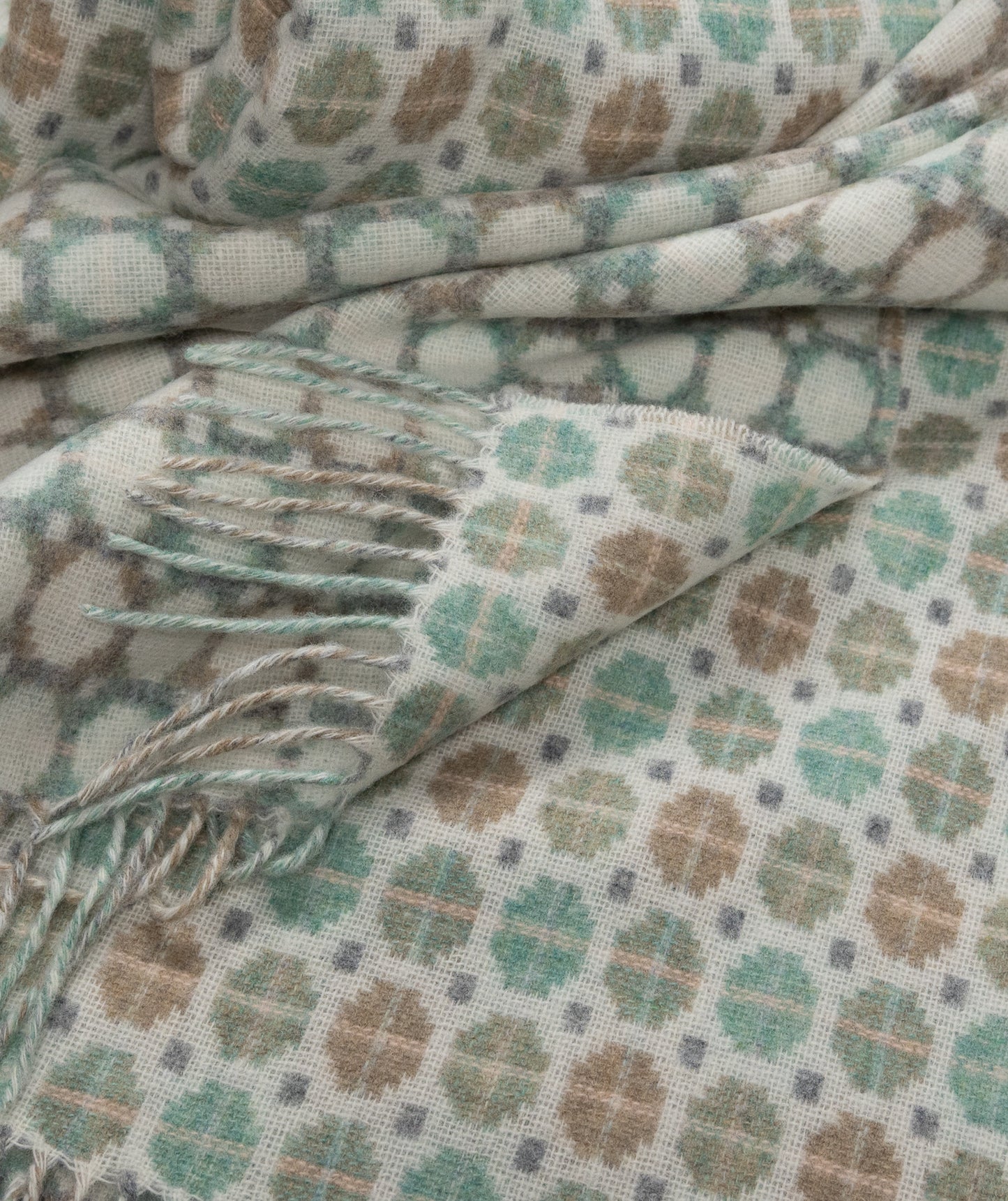 Southampton Home Merino Wool Medallion (Mint)-Throws and Blankets-[bar code]-Prince of Scots