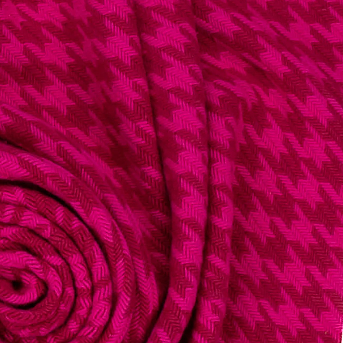 Southampton Home Naturally Weighted Houndstooth Throw ~Pink ~-Blankets-[bar code]-PinkHoundstooth-Prince of Scots